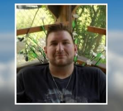In Loving Memory of Vincent Riganti : A Beloved Father, Son, and Friend (1987–2025)